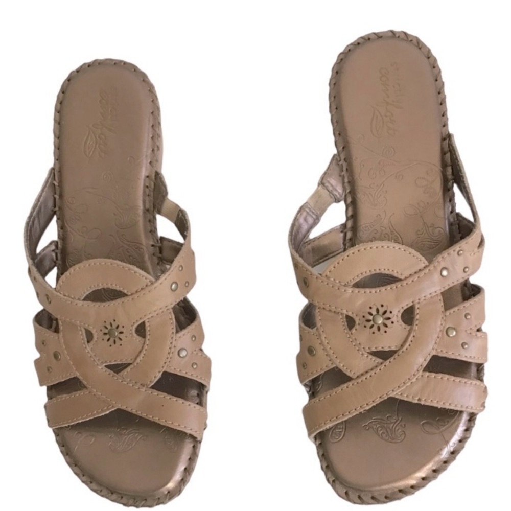 Strictly Comfort Sandals Sz 7.5
